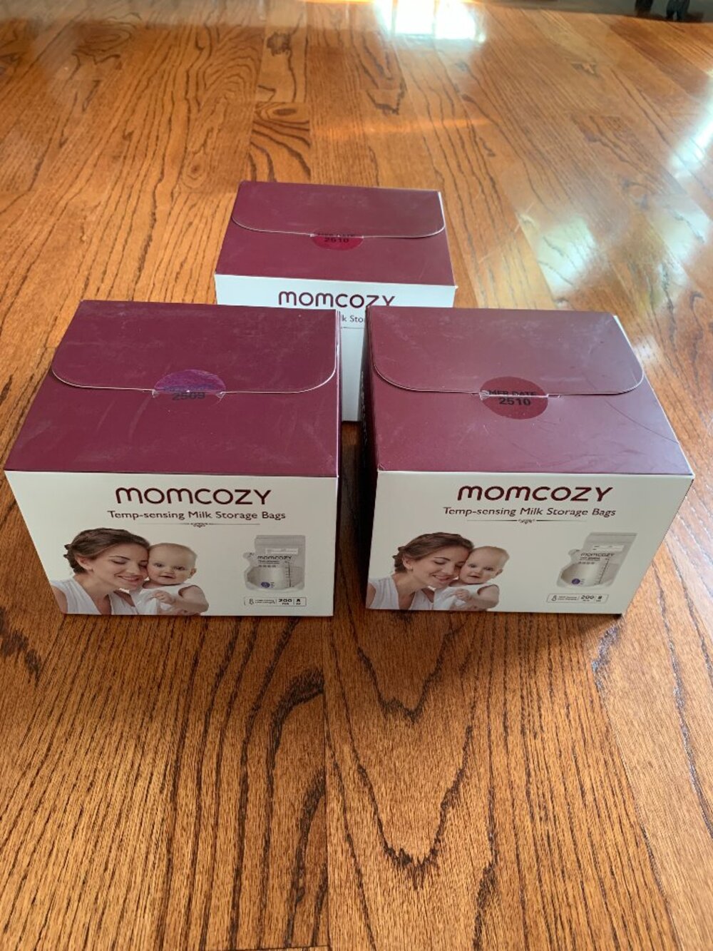 Momcozy Temperature Temp-sensing Milk Storage Bags 200 count x3 | 600 bags total